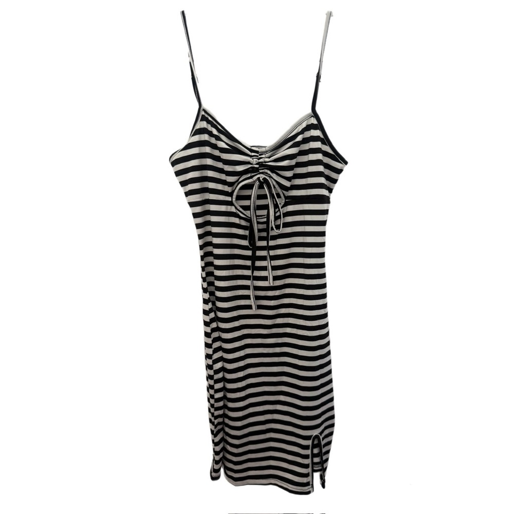 SHEIN Monochrome Striped Top